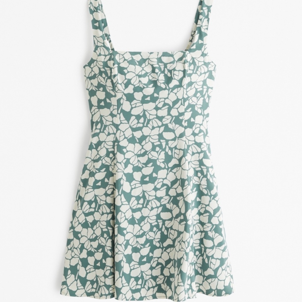 NWT Abercrombie & Fitch Squareneck Mini Dress